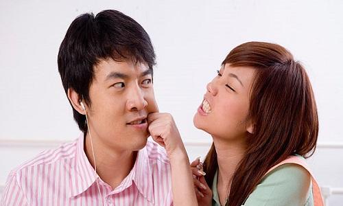 如何轻松挽回男友？掌握这六点！（从自身出发，让爱情更牢固！）