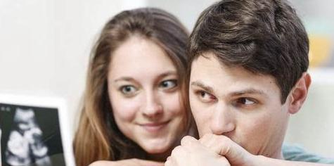 分手一年后悔了，如何挽回男友？（重建信任，寻找共同点，制定新计划）