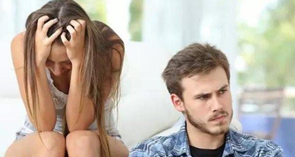 男友不主动找你？教你如何挽回他的心（失望了怎么办？15个有效方法教你拯救感情）