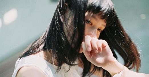如何成为好男人挽回前女友？（从关键细节出发，重建爱情信任）