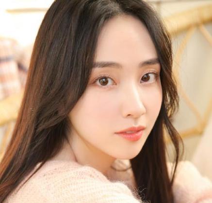 当老公出轨时，好闺蜜该如何应对（忠诚、信任、友谊）