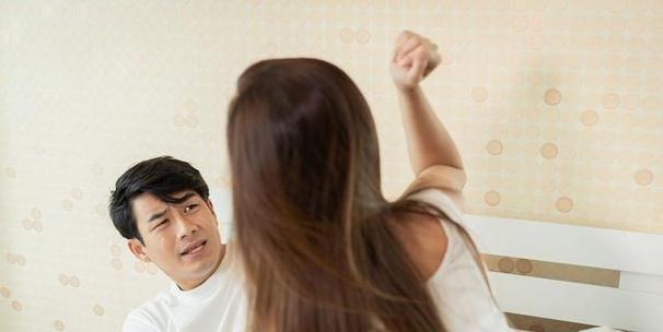 老公出轨失踪，该如何应对？（解决夫妻出轨问题，找寻失踪的另一半）