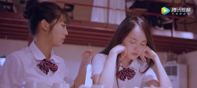 如何追求正直高冷女生（揭秘高冷女生的内心世界，教你拿下她的心）