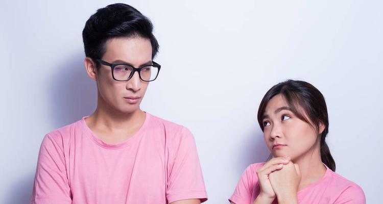 女生提出分手，男人不挽回，该怎么办？（如何有效应对女生提出的分手请求，避免后悔和伤害？）