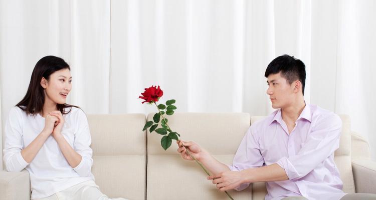 老公出轨，如何挽救婚姻？（探究婚姻中的出轨与拯救，解决老公出轨的实用方法。）