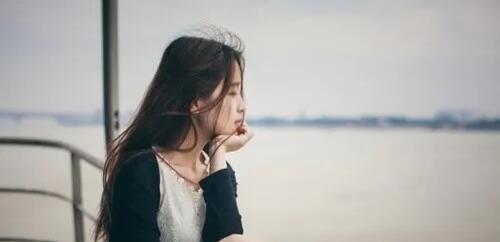 女性要理智解决问题（掌握正确思维方式，做出明智决策）