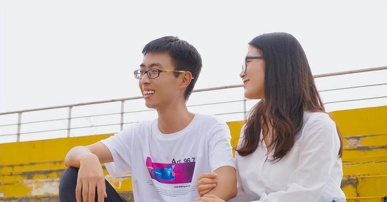 恋爱观的重要性（探究原生家庭对恋爱观的影响）