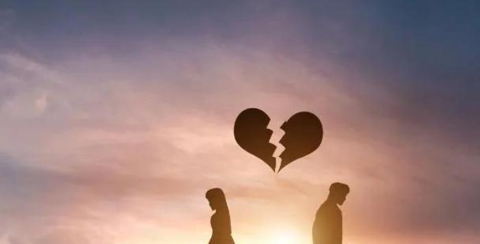 分手后如何让他挽回你？（15个实用技巧帮你重获他的心）