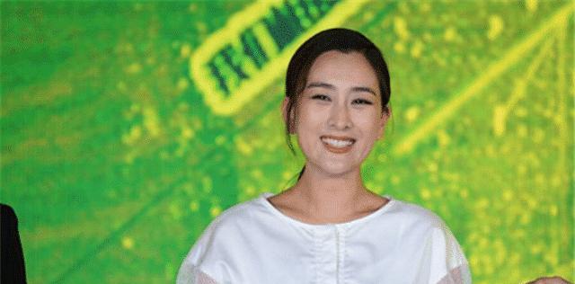分手原因是年龄？（探寻以年龄为借口的分手缘由，深度剖析情感纷争。）