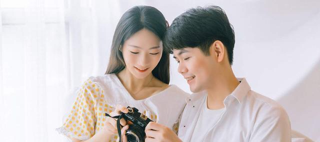 女友坚决分手，能否挽回？（分手后的悔恨和挽回的方法探析）